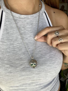 Collar de acero con dije relicario árbol de la vida - DRUSA ACCESORIOS