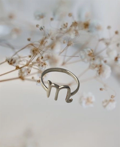 Anillo de plata 925, signo escorpio