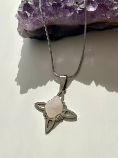 Collar de acero con Nudo de bruja y piedra - DRUSA ACCESORIOS