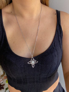 Collar con nudo de bruja, cuarzo blanco - comprar online