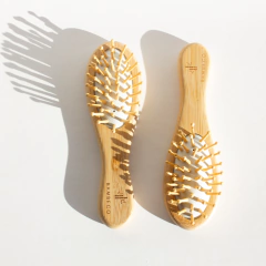 Cepillo de pelo de bambú chico