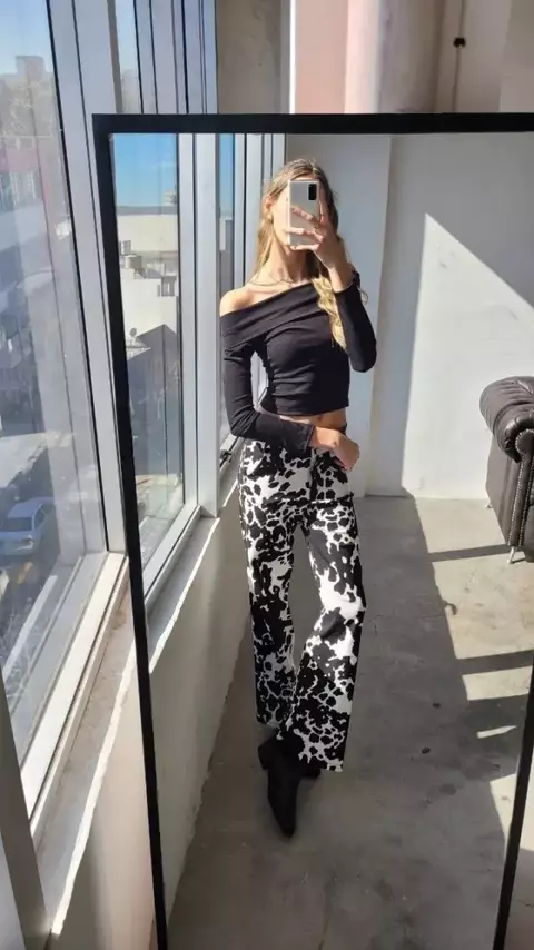 PANTALON WIDE LEG "COW" BENGALINA - comprar online