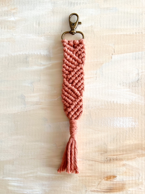 Llavero de macramé - varios colores