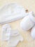 Kit Bebê Touca, Sapatinho E Luvas Em Malha Suedine Branca Kit6811-B - comprar online
