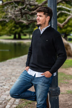 Sweater Medio Polo Negro - comprar online