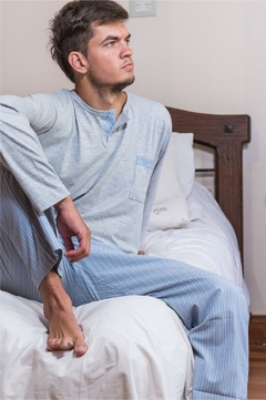 Pijama Hombre Rayas Celeste