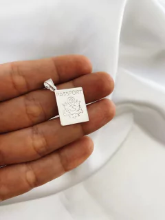 Dije plata 925 -PASAPORTE - comprar online