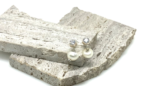 Aro de Plata 925 con perla naturla y Zircón