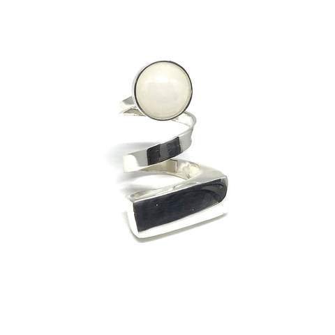 Anillo de Plata 925 con Piedra Cuarzo Nieve