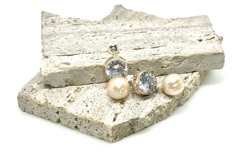 Aro de Plata 925 con perla naturla y Zircón