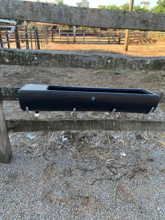 Bebedouro 50 Litros com Suportes - comprar online