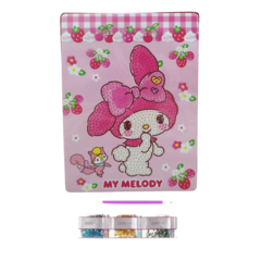 KIT PINTURA DIAMANTE PERSONAJES SANRIO KUROMI MELODY 18 X 13,5 CM