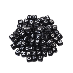 CUENTAS LETRAS CUBO BLANCAS FONDO NEGRO X 20G X 100 UNI