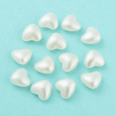 CUENTAS CORAZON BLANCO PERLADO X 25 GR 100 U APROX - DOCTOR GLITTER