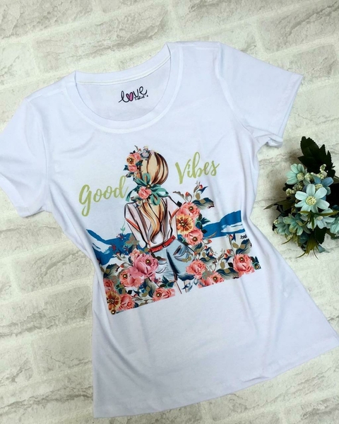TSHIRT GOOD VIBES (PÉROLA NA ESTAMPA)