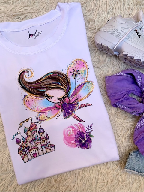 TSHIRT FADINHA CASTELO (PÉROLA NA ESTAMPA)