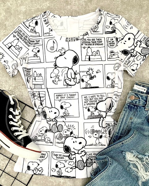 T-SHIRT SNOOP QUADRINHOS