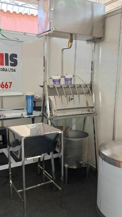 Kit Envasadora Inox para produção de cachaça 6 bicos + tanque e estrutura na internet