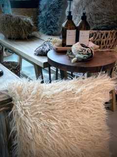 ALMOHADON PELO LARGO NEW - comprar online