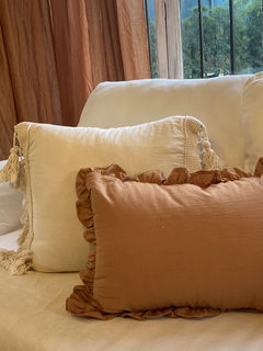 ALMOHADON TUSOR VOLADOS CHICO - comprar online