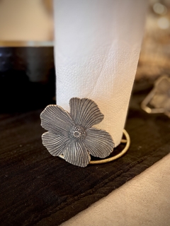 PORTA ROLLO FLOR BRONCE - comprar online
