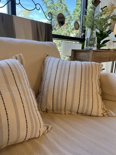 ALMOHADON RAYAS 50x50 - comprar online