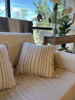 ALMOHADON RAYAS 50x50
