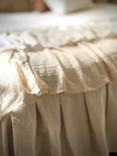 PIE DE CAMA PILI - El Almacén de Totó® | #Inspirando Mujeres
