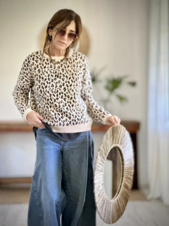 SWEATER PRINT BEIGE en internet