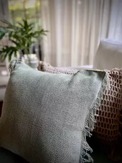 ALMOHADON TELAR OLIVA
