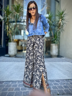 PANTALON CHIRIPA BLACK FLOWER en internet