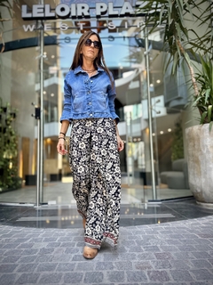 PANTALON CHIRIPA BLACK FLOWER - tienda online