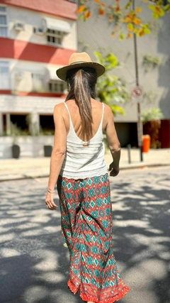 PANTALON CHIRIPA VERDE Y ROJO