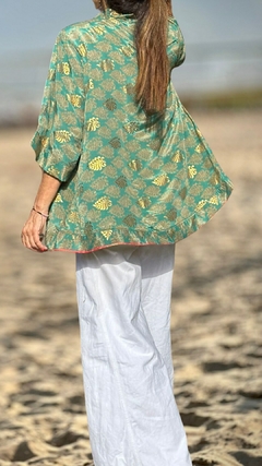 KIMONO CORTO VERDE Y BRONCE en internet