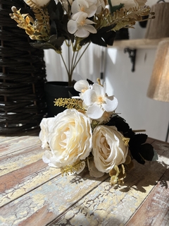 RAMO ROSAS Y SILVESTRES 27CM - comprar online