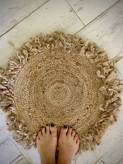 ALFOMBRA YUTE REDONDA FLECOS - El Almacén de Totó® | #Inspirando Mujeres