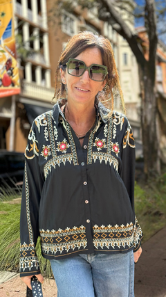 CAMISA KENTUA NEGRA - comprar online
