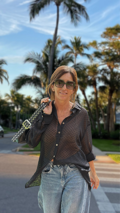 CAMISA GASA PLUMETI NEGRA - comprar online