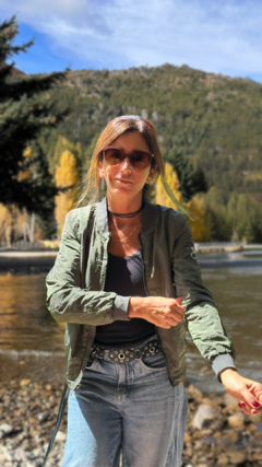 CAMPERA REVERSIBLE NEGRA en internet