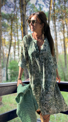VESTIDO SQUARE VERDE LARGO en internet