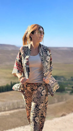CONJUNTO INDIA FLOWER CAMEL en internet