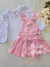 Conjunto infantil salopete com lacinhos cristais e blusa gola babadinho Gabriela Aquarela 251091 - comprar online