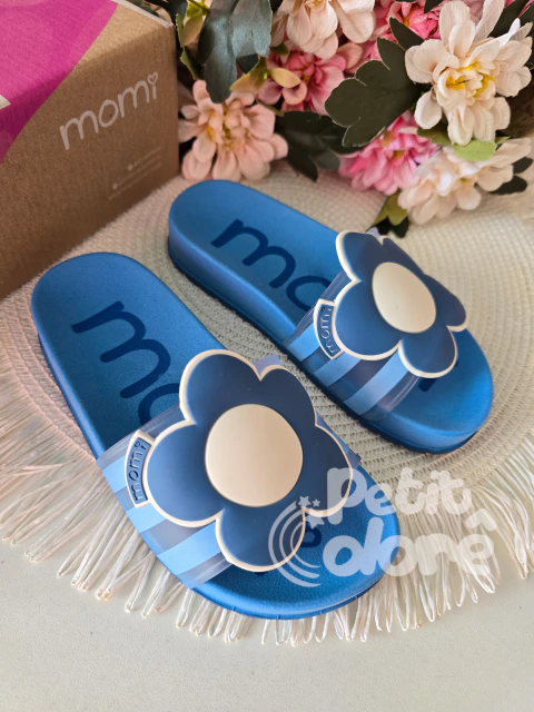 Chinelo slide infantil flor azul Momi AH003 - comprar online