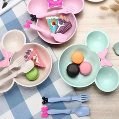 PLATO DE MINIE CON OREJAS en internet