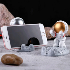 SOPORTE PARA CELULAR ASTRONAUTA en internet
