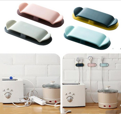 SOPORTE ADHESIVO PARA CABLES X 4 en internet