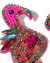 Brinco em formato de flamingo feito em feltro rosa bordado com miçangas coloridas e pedrarias brilhantes em tons de rosa, azul, verde e vermelho