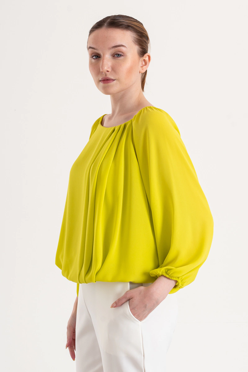 27519- BLUSA CON TABLAS TOKIO