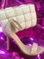 Sandalia Salto Bico Redondo Verniz Nude - comprar online