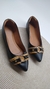 Mocassim bico fino Preto c/ detalhe amarelo